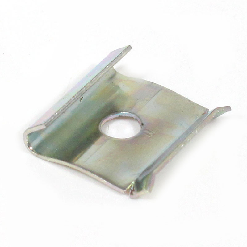 Chrome body moulding/trim clip