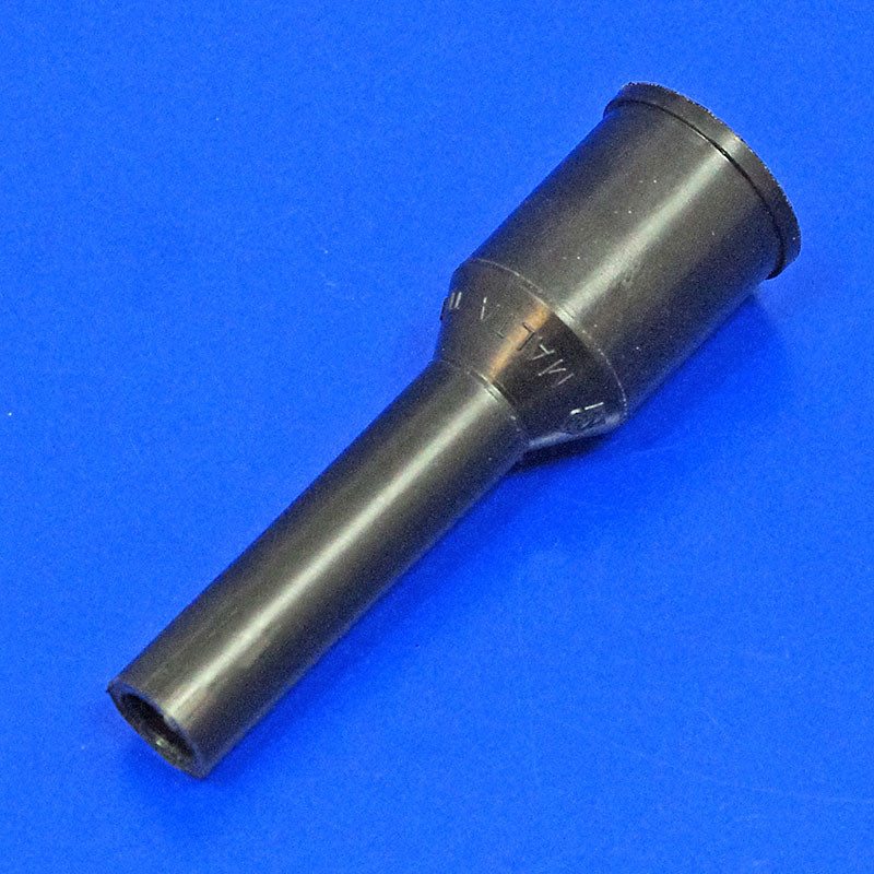 Straight suppressed spark plug cap - Black