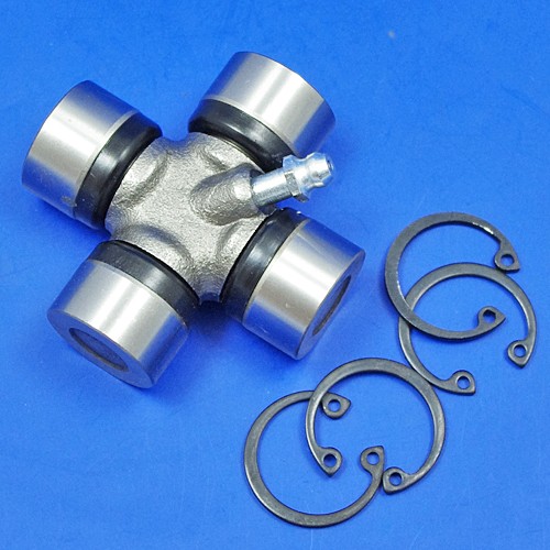 100E7039 universal joint Gearbox and Clutch Classic Ford Parts