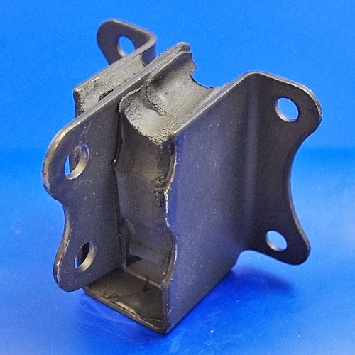 105E6038 engine mount Mounting Engine Classic Ford Parts