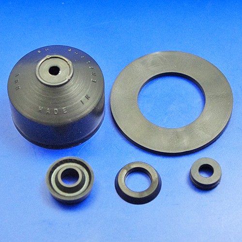 E66Z1 master cylinder seal kit Braking System Classic Ford Parts