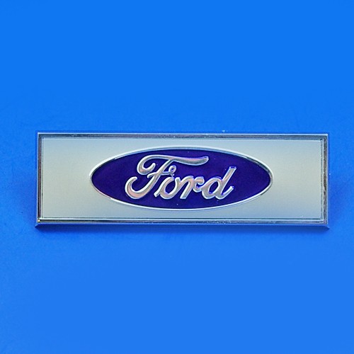 109E-16079-D: Ford rectangular wing badge - Chrome Fittings and Body ...