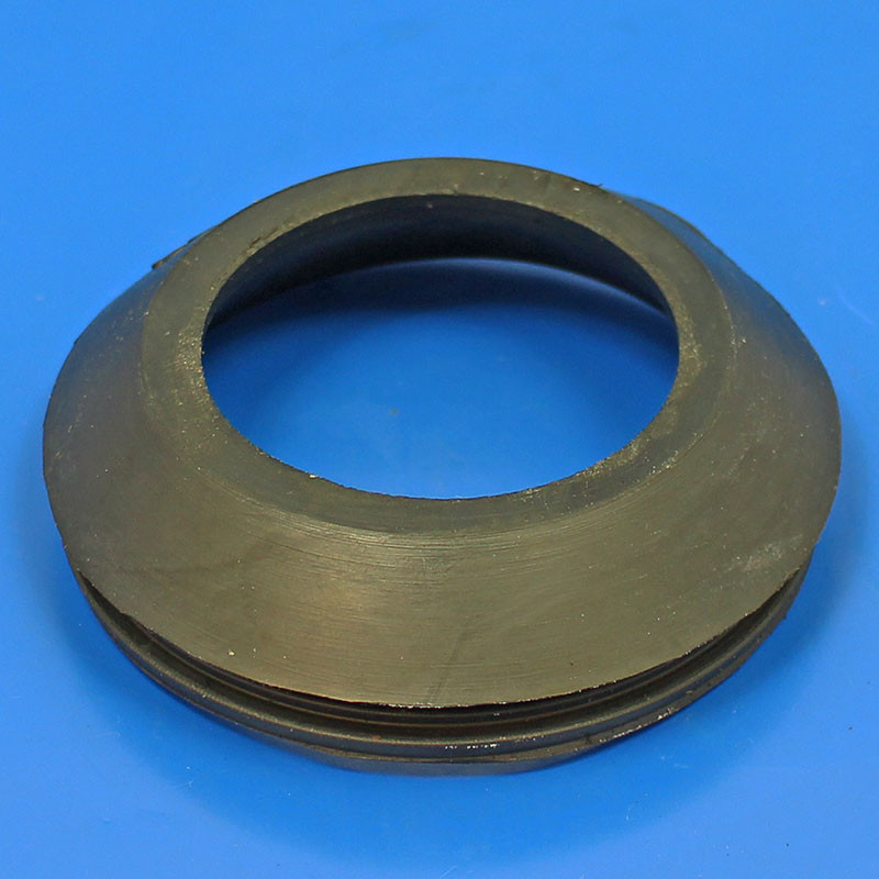 Fuel filler pipe grommet - 66mm panel hole, 50mm ID