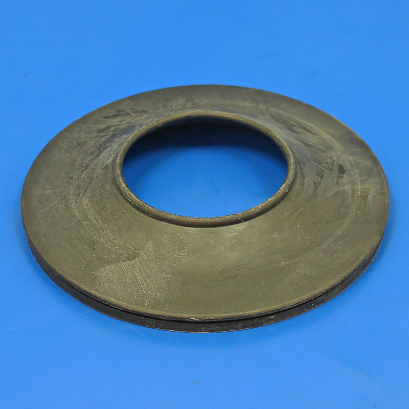 Fuel filler pipe grommet - 72mm panel hole, 44mm ID