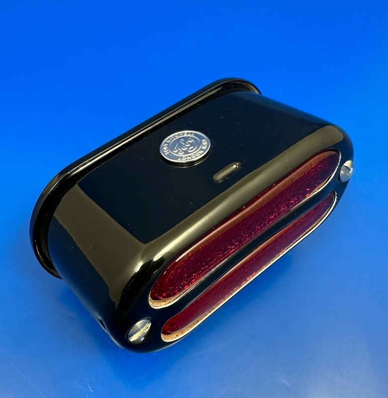 'Toby' rectangular rear lamp - Equivalent to Lucas ST52 type, BLACK finish with number plate illumination