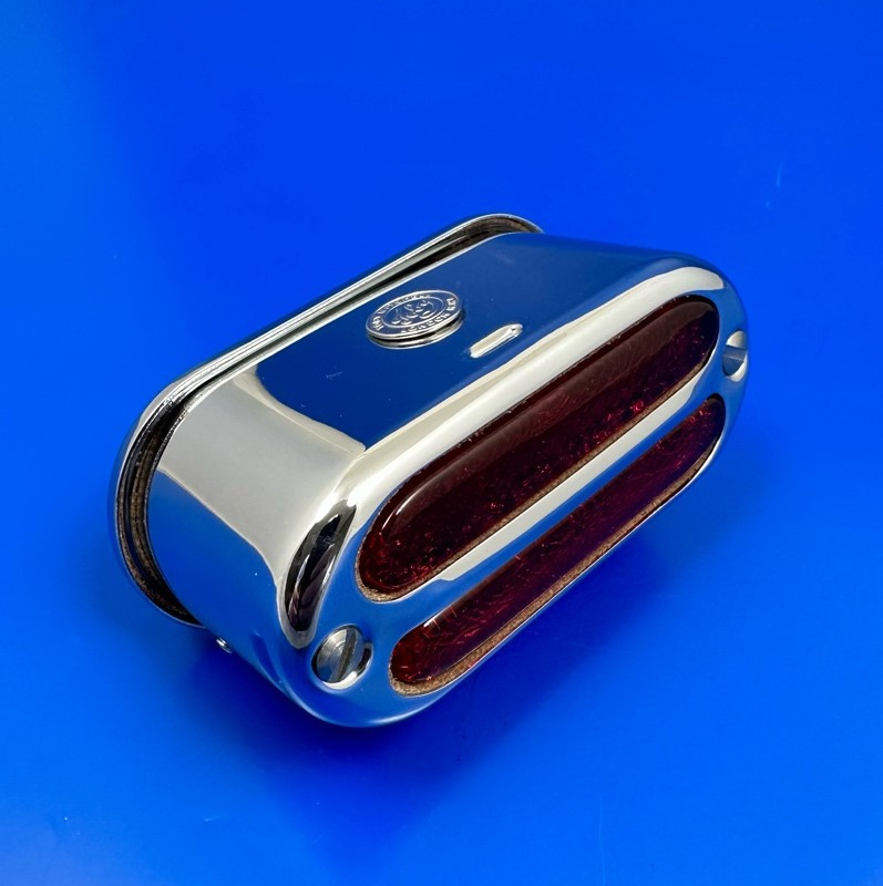 'Toby' rectangular rear lamp - Equivalent to Lucas ST52 type, CHROME finish with number plate illumination